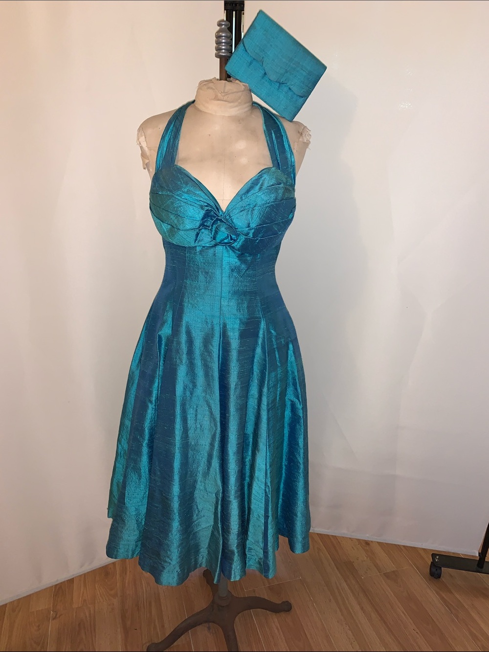 Custom made Silk halter dress worn by Teri Hatcher Lois & Clark S / 4
